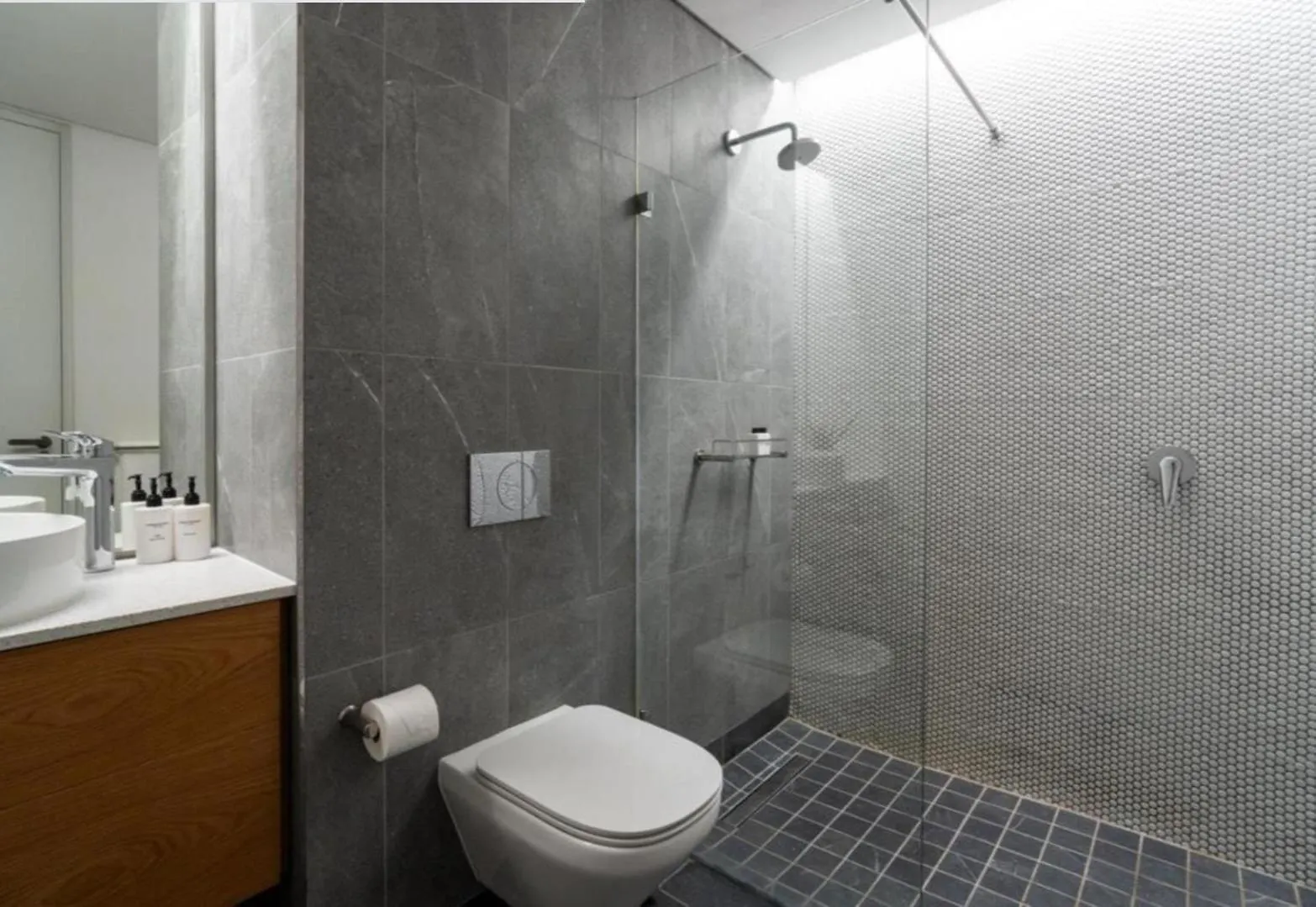 Mod 2 Bedroom On The Promenade Cape Town 0*,  South Africa